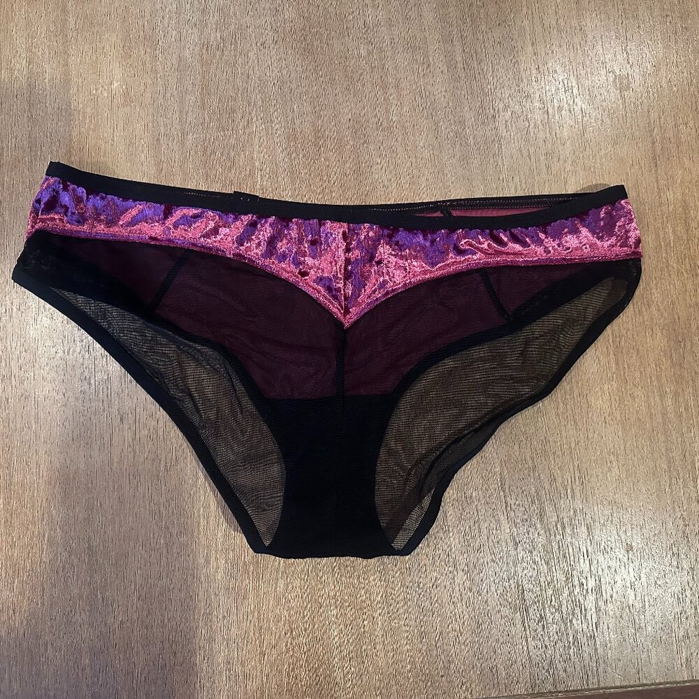 NWT Torrid Pink Velvet Hipster Panties - Picture 4 of 4